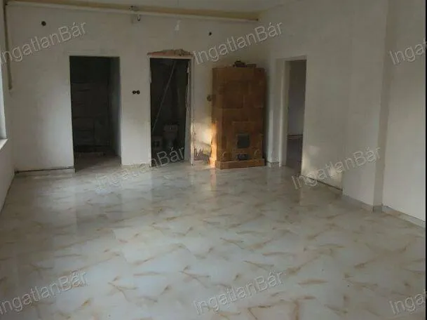 Eladó lakás Csenger 83 nm