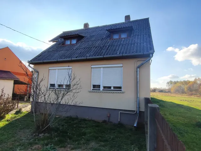 Eladó ház Ópályi 141 nm