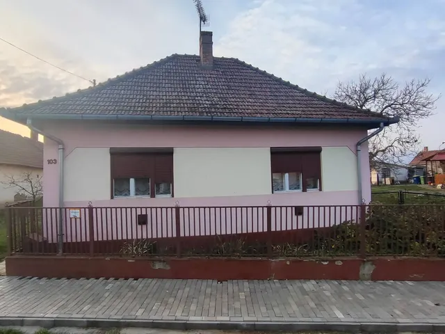 Eladó ház Tyukod 73 nm