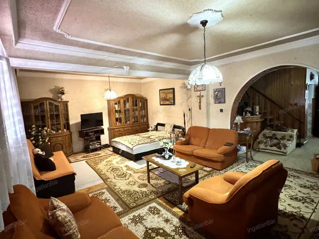 Eladó ház Vasmegyer 130 nm