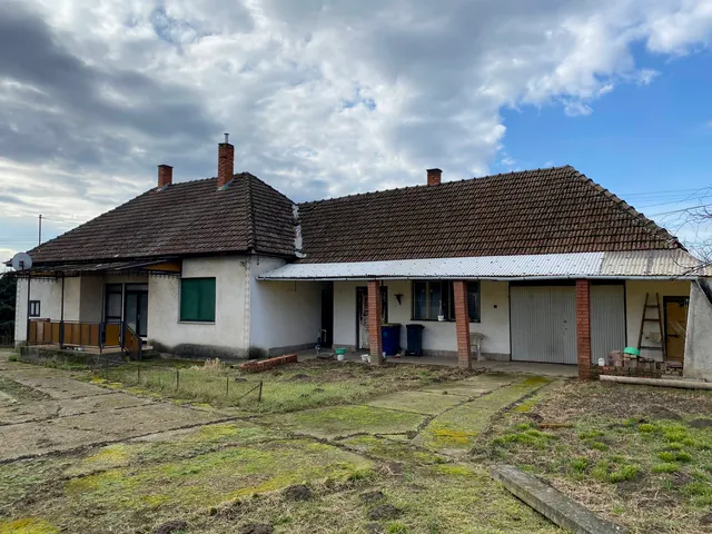 Eladó ház Ököritófülpös 165 nm