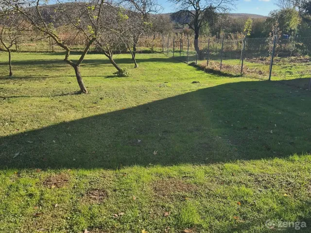 Eladó telek Szentgál 750 nm