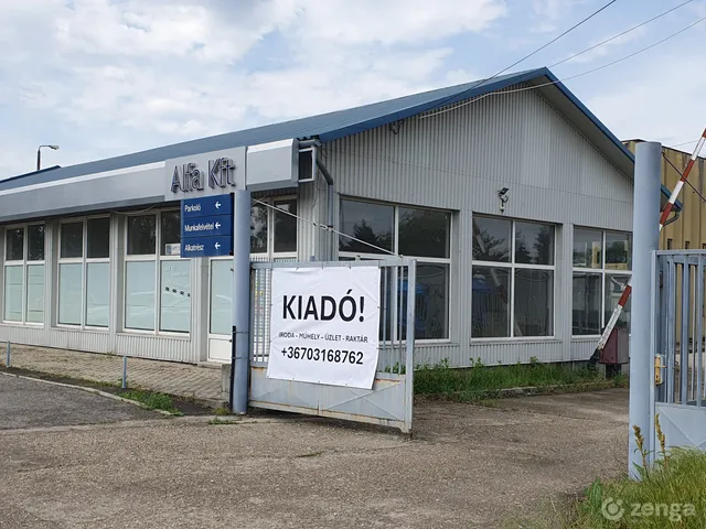 Kiadó kereskedelmi és ipari ingatlan Szolnok 300 nm