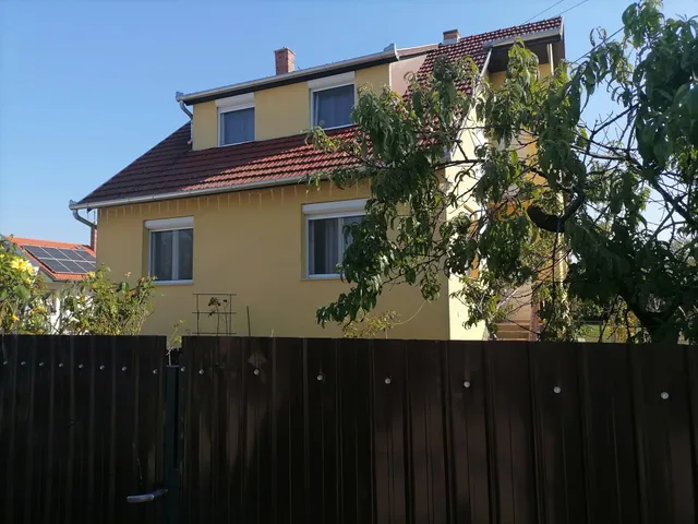 Eladó ház Ráckeve, Újtelep 190 nm