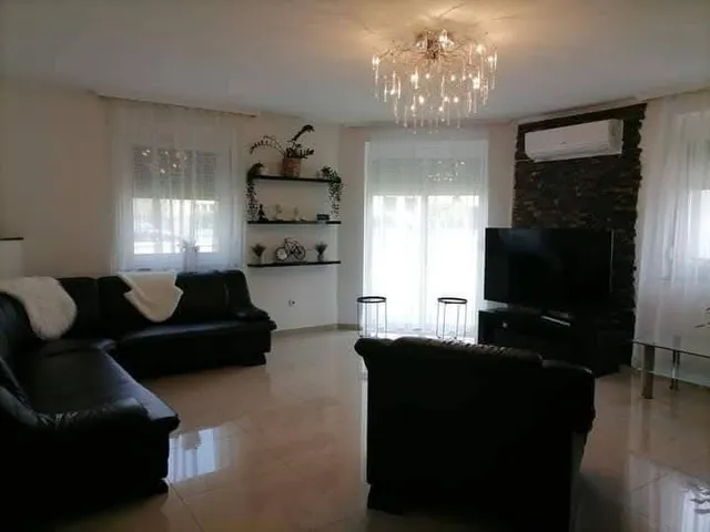 Eladó ház Délegyháza 186 nm