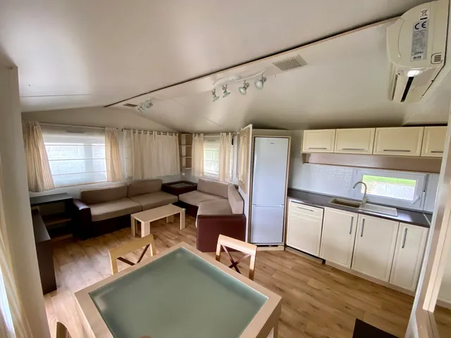 Eladó üdülő és hétvégi ház Abádszalók, Yacht területe 40 nm