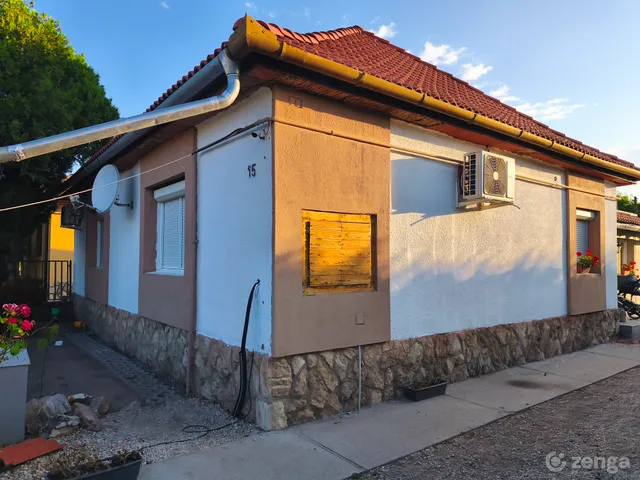 Eladó ház Izsák 120 nm