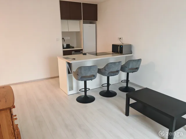 Kiadó lakás Győr, Nádorváros 44 nm