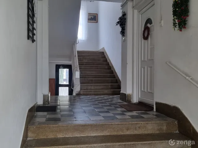 Eladó lakás Aszód, Belváros 53 nm