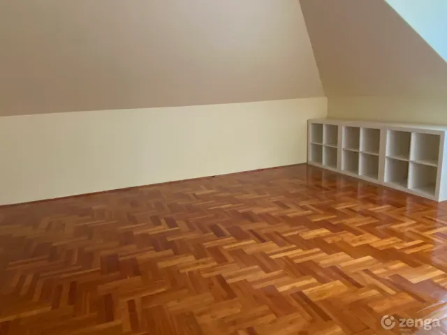 Eladó ház Alsóörs, Varga Lajos utca 14 353 nm