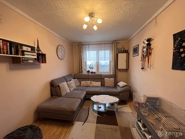 Eladó lakás Veszprém, Jutasi úti lakótelep 52 nm