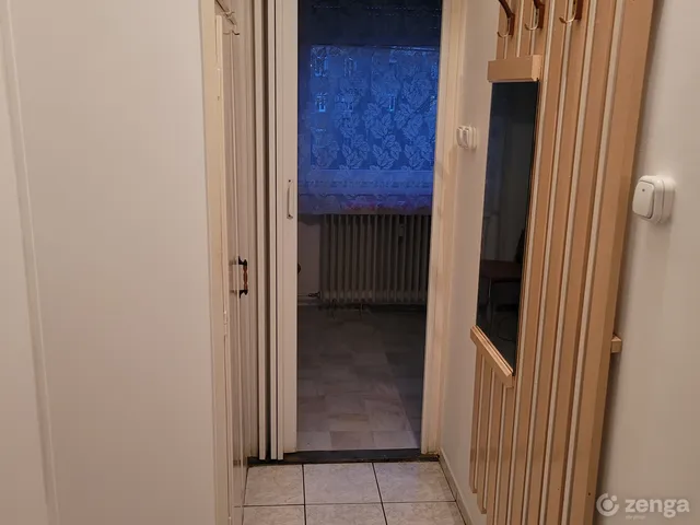 Eladó lakás Dunaújváros, Belváros 34 nm