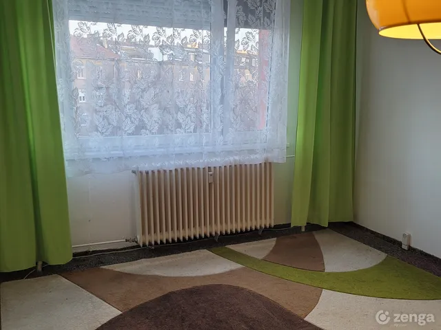 Eladó lakás Dunaújváros, Belváros 34 nm