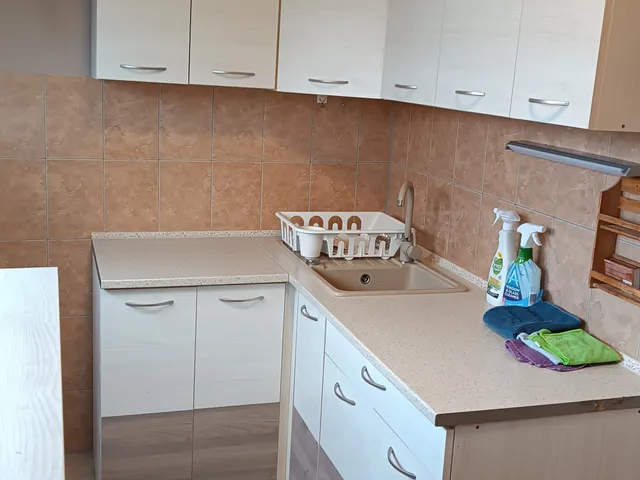 Eladó lakás Székesfehérvár, Ybl Miklós-lakótelep 65 nm