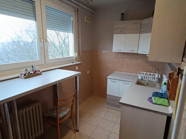 Eladó lakás Székesfehérvár, Ybl Miklós-lakótelep 65 nm