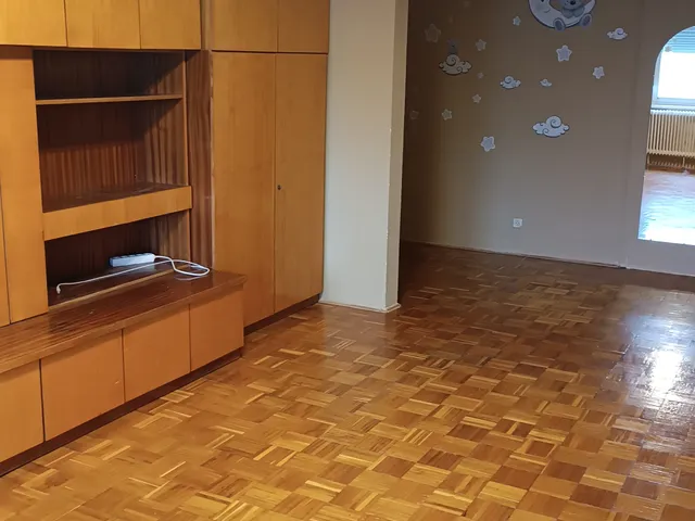 Eladó lakás Székesfehérvár, Ybl Miklós-lakótelep 65 nm