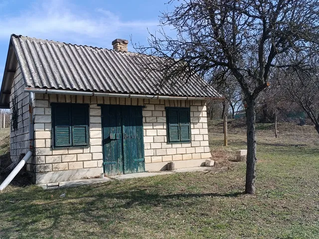 Eladó telek Lovasberény, Cserti 3340 nm