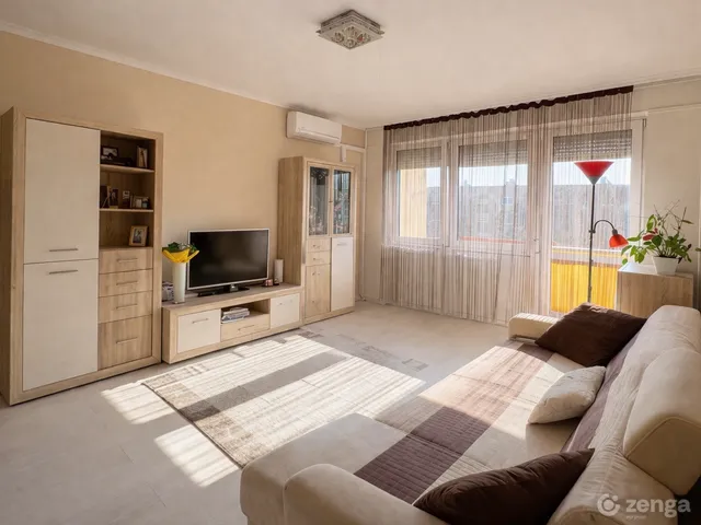 Eladó lakás Székesfehérvár, Belváros 54 nm