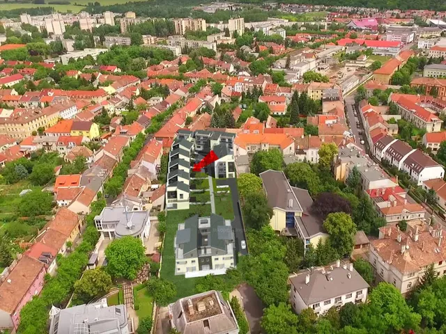 Eladó lakás Sopron, Ősz utca 7 148 nm