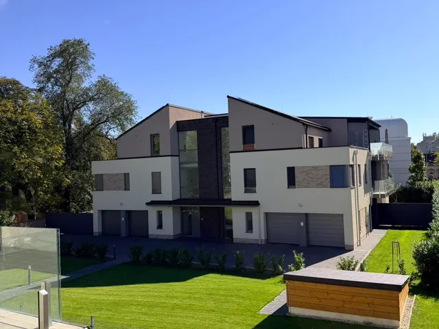 Eladó lakás Sopron, Ősz utca 7 113 nm