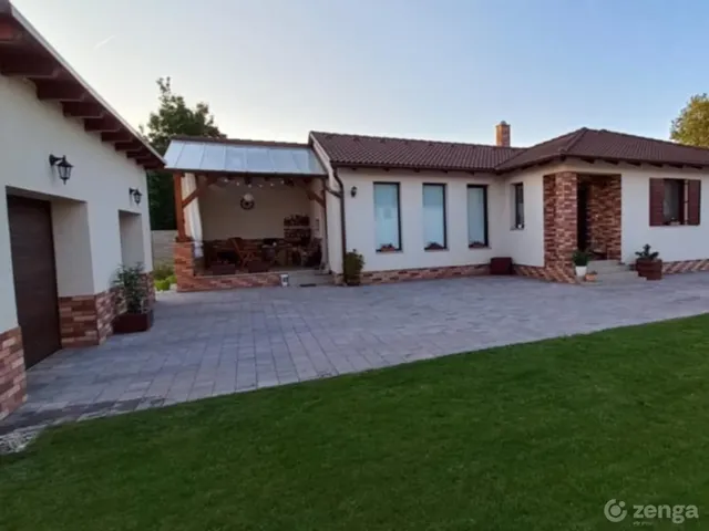 Eladó ház Győr, Ménfőcsanak 134 nm