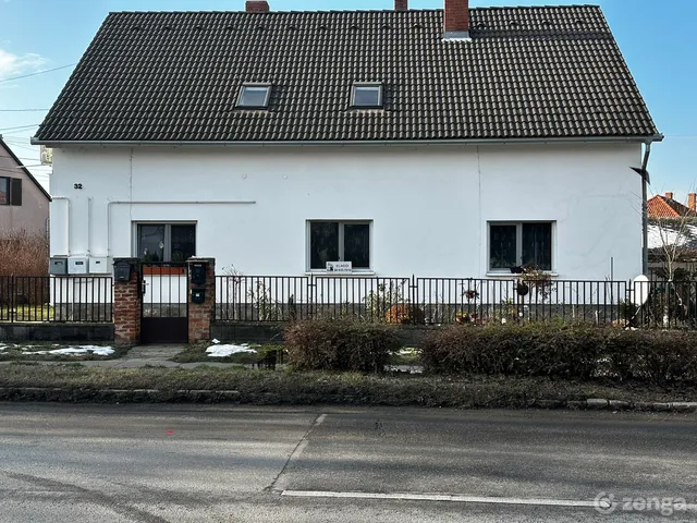 Eladó lakás Pécs, Siklósi városrész 52 nm