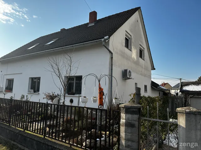 Eladó lakás Pécs, Siklósi városrész, Táncsics Mihály u 32 52 nm