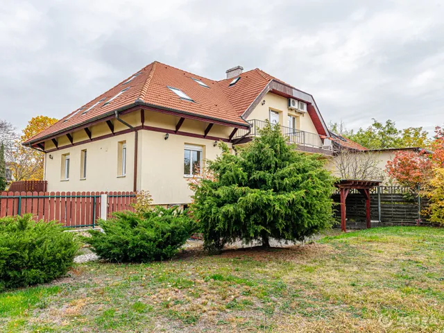 Kiadó ház Budapest XXII. kerület, Budafok-Rózsavölgy 360 nm