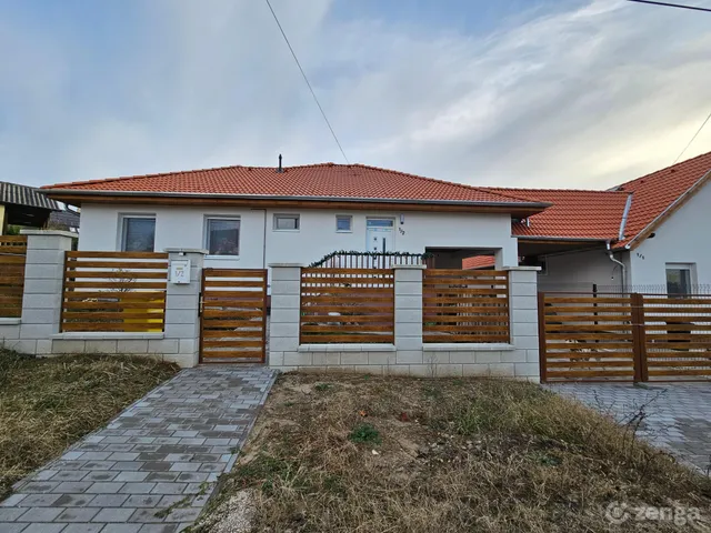 Eladó ház Veresegyház, Harmatok 108 nm