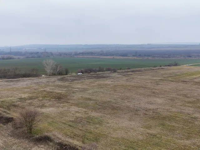Eladó telek Vác, Külterület 12048 nm