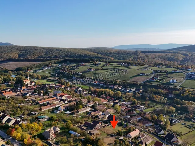 Eladó telek Berkenye 889 nm