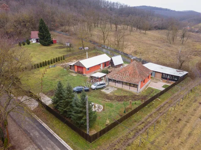 Eladó ház Kisecset 52 nm