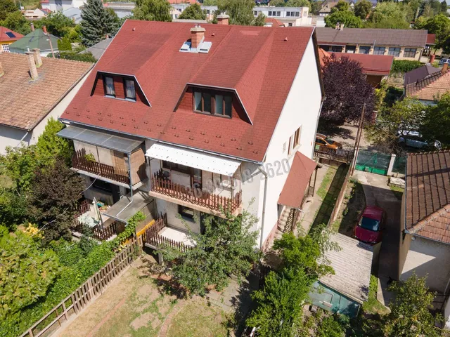 Eladó ház Vác, Deákvár 194 nm