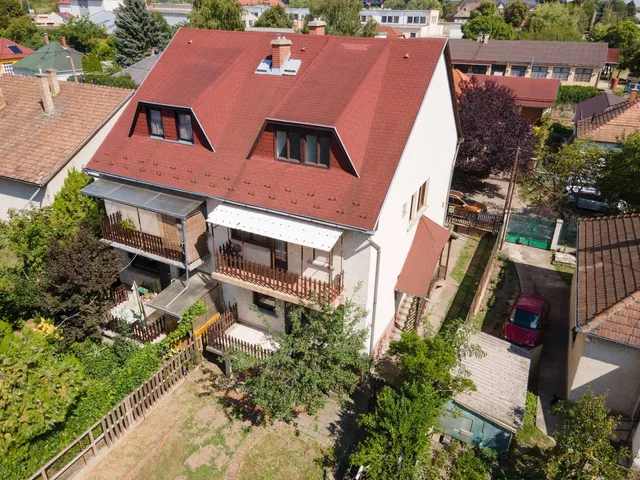 Eladó ház Vác, Deákvár 194 nm