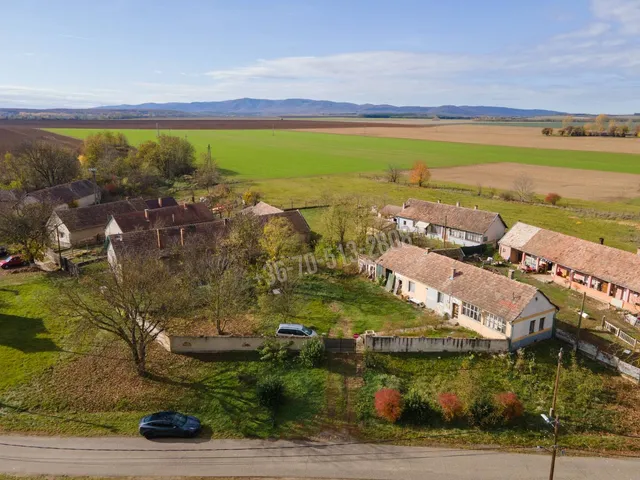 Eladó ház Patak 85 nm