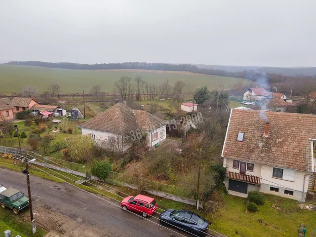 Eladó ház Borsosberény, x 98 nm