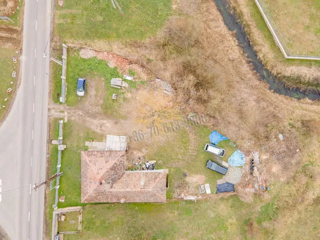 Eladó ház Patak, x 93 nm