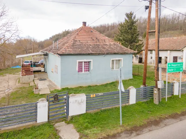 Eladó ház Patak 93 nm