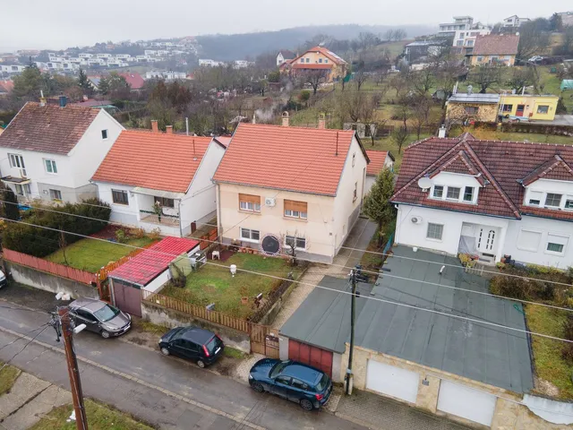 Eladó ház Vác, Deákvár 186 nm