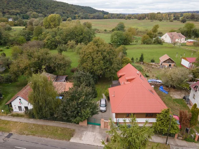Eladó ház Hont 158 nm