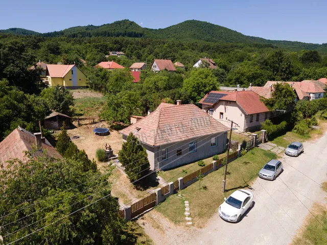 Eladó ház Diósjenő 88 nm