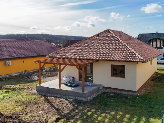 Eladó ház Rétság 95 nm