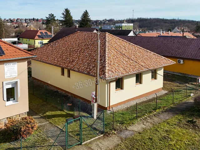 Eladó ház Rétság, Templom utca 95 nm