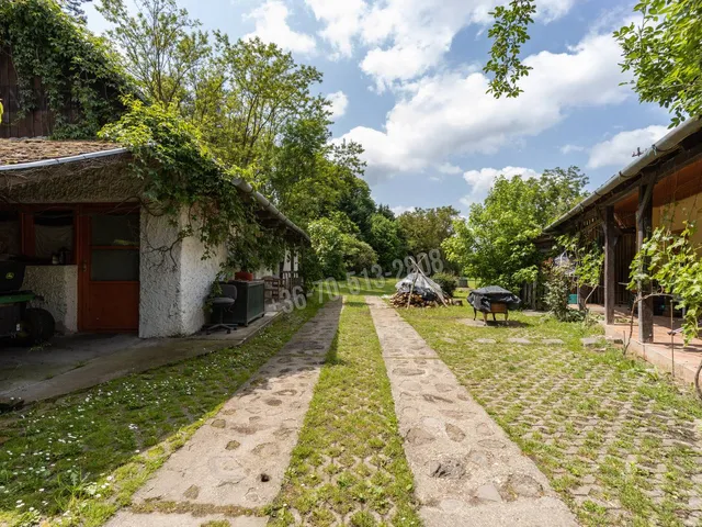 Eladó telek Perőcsény 3243 nm