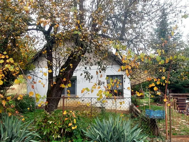 Eladó ház Kisecset 61 nm