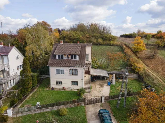 Eladó ház Rétság 189 nm