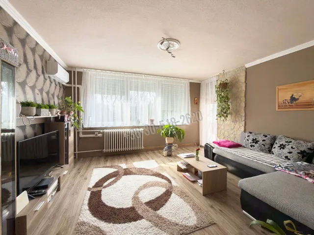 Eladó lakás Nagyoroszi 75 nm