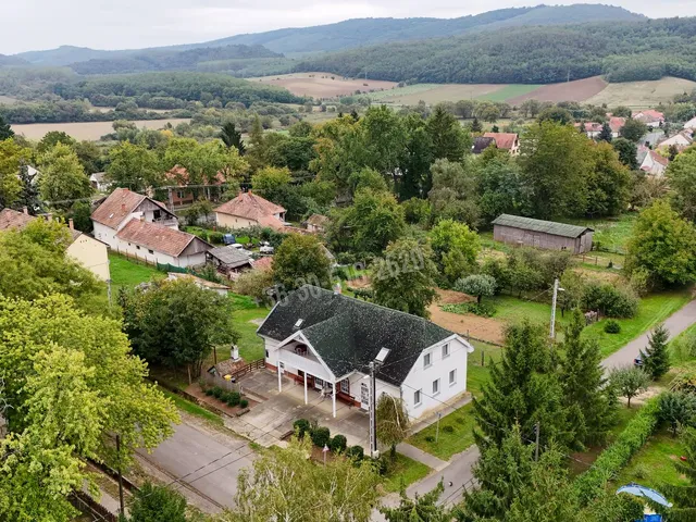 Eladó ház Kétbodony 201 nm