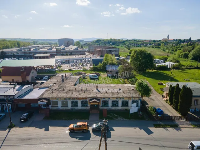 Eladó kereskedelmi és ipari ingatlan Romhány 607 nm