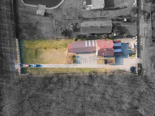 Eladó ház Csesztve, Kincsem Puszta 305 nm